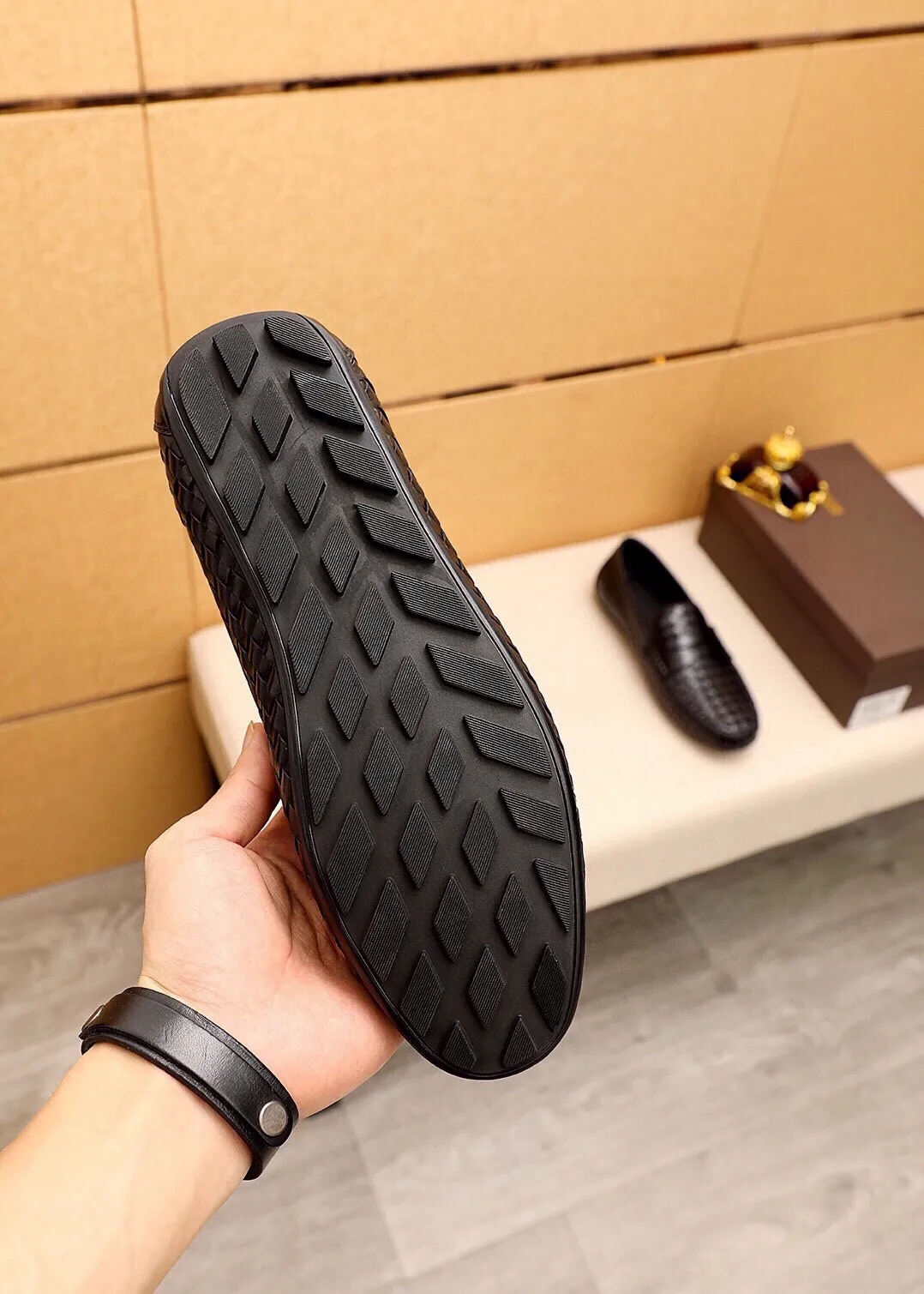 Men's shoes 💰: 500 💐BV men's slip-on shoes® [BOTTEGA VENETA] official website counter new model, one-to-one mold opening ⚠Italian calfskin ➕Hand-woven ➕Cow leather lining. Driving slip-ons, available at counters, sizes 38～44 (45🉑️customized)
